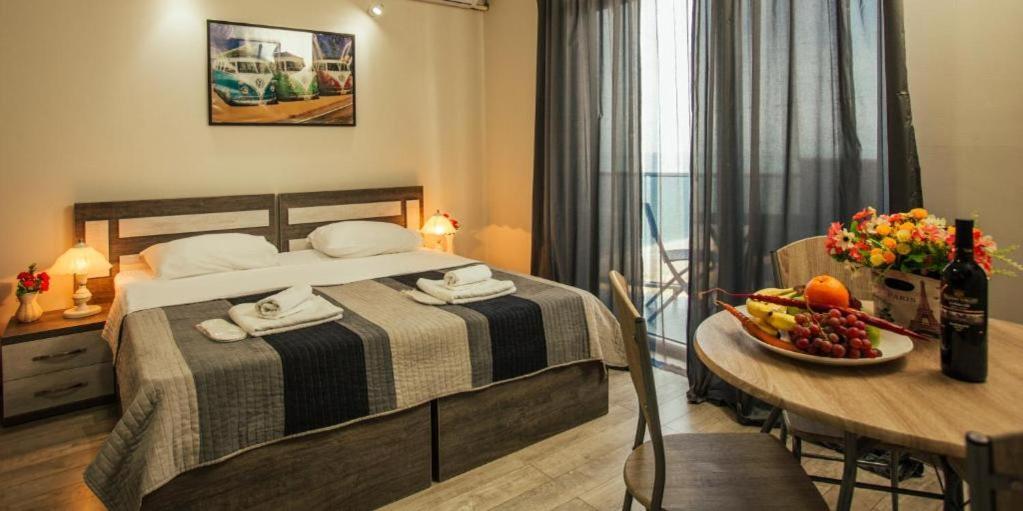 Orbi Luxury Apartments Batoemi Buitenkant foto