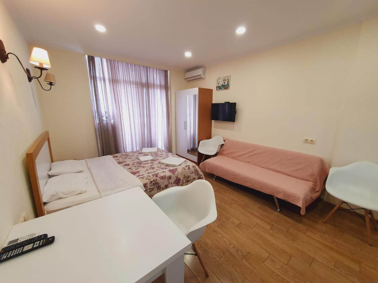 Orbi Luxury Apartments Batoemi Buitenkant foto