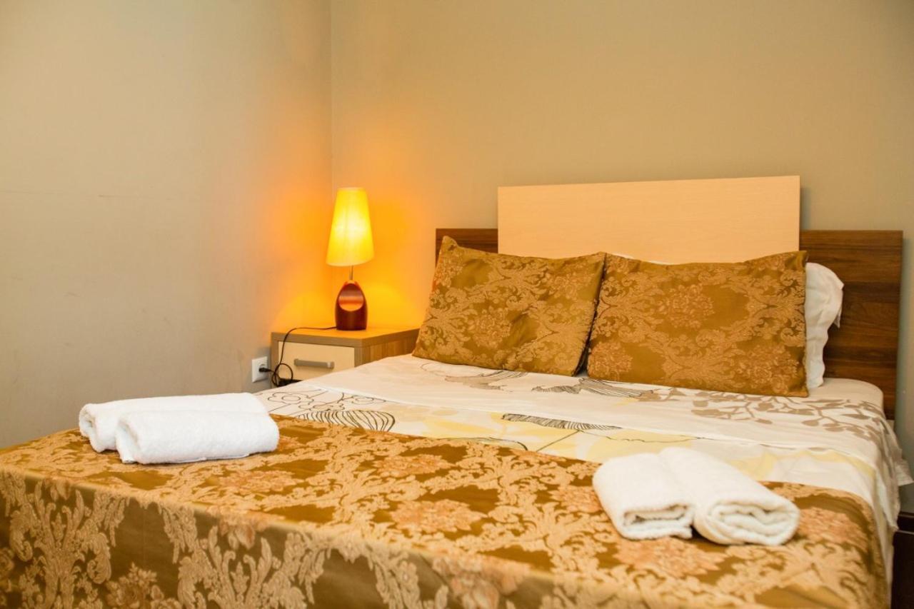 Orbi Luxury Apartments Batoemi Buitenkant foto