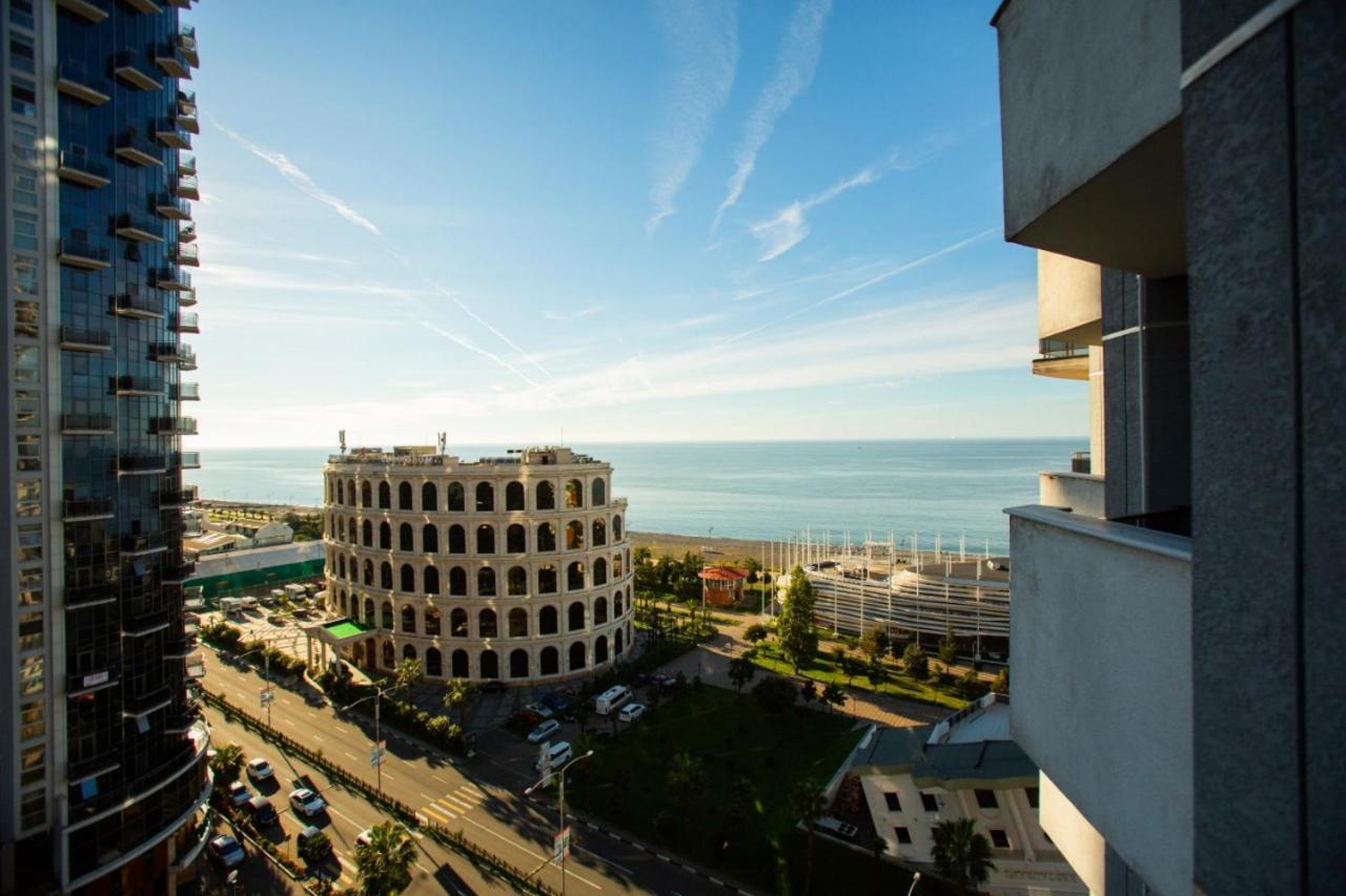 Orbi Luxury Apartments Batoemi Buitenkant foto